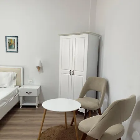 Xho's Forest Guest house 4*