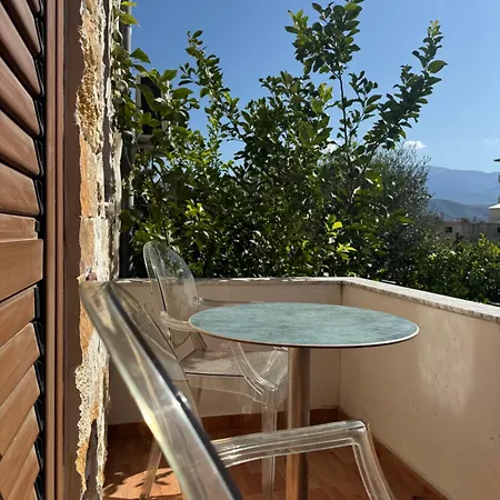 Xho's Forest 4* Berat