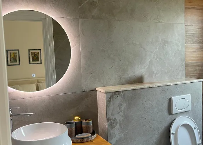 Xho's Forest 4* Berati