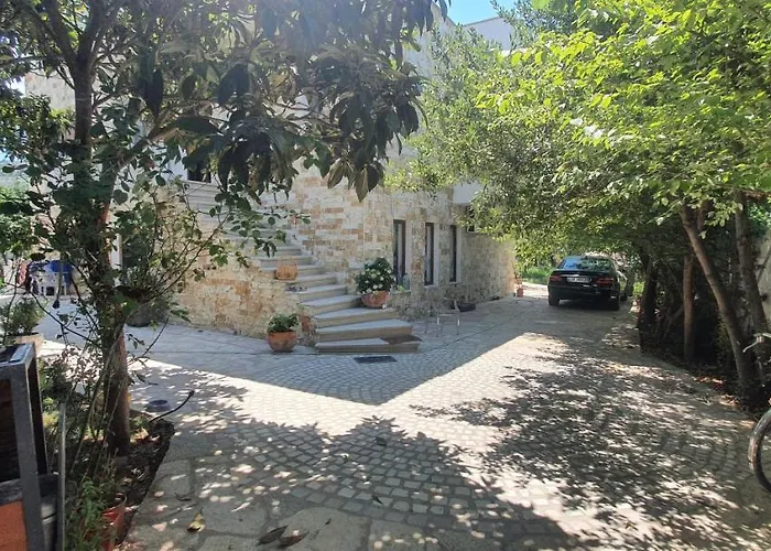 Xho's Forest Konukevi 4*